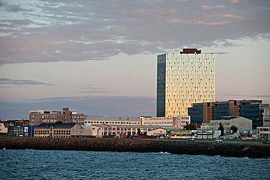 混乱多人友尽《终极拉扯》推出新模式、新外观